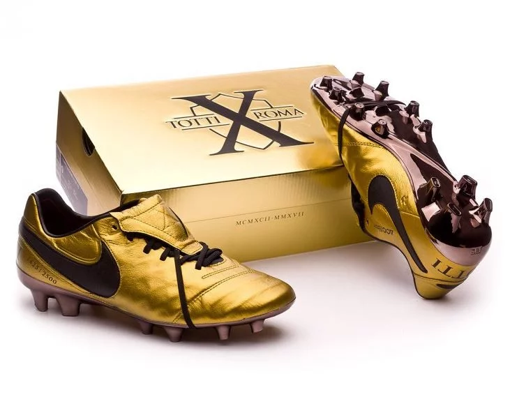 post card Botas nike totti.webp